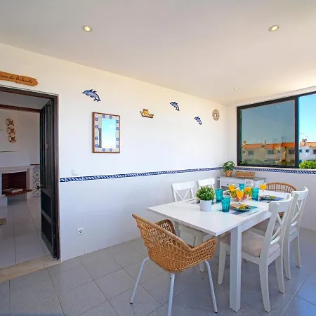 Arlindo By Interhome * Manta Rota